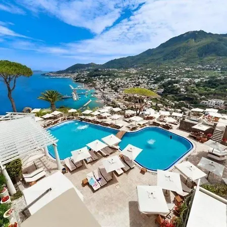 San Montano & Готель Lacco Ameno (Isola d'Ischia)